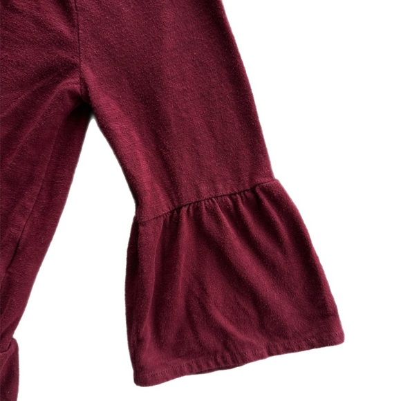 Old Navy Girls Burgundy Bell Sleeve Blouse Size 6-7 - Picture 3 of 6